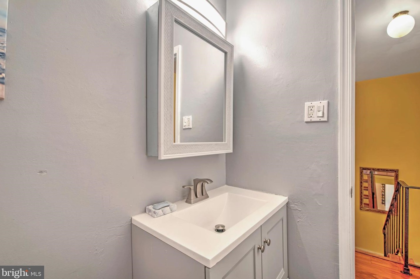 107 Hooverton Pl, East Windsor NJ  08520-5712 exterior