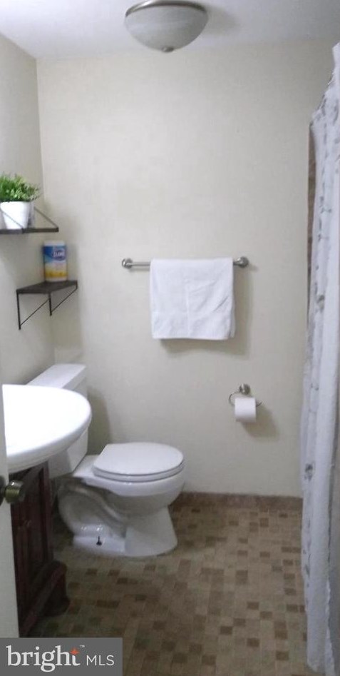 228 Bentley Ave, Trenton NJ  08619-3724 exterior