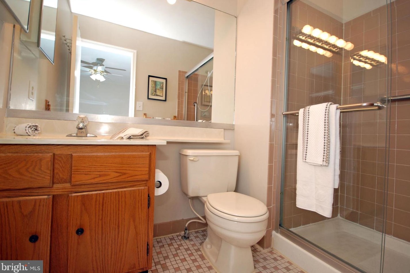 10 Hopkinson Ct, East Windsor NJ 08520-2725 exterior