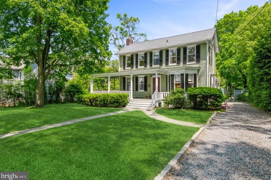 17 Blackwell Ave, Hopewell Township NJ  08525-1808 exterior