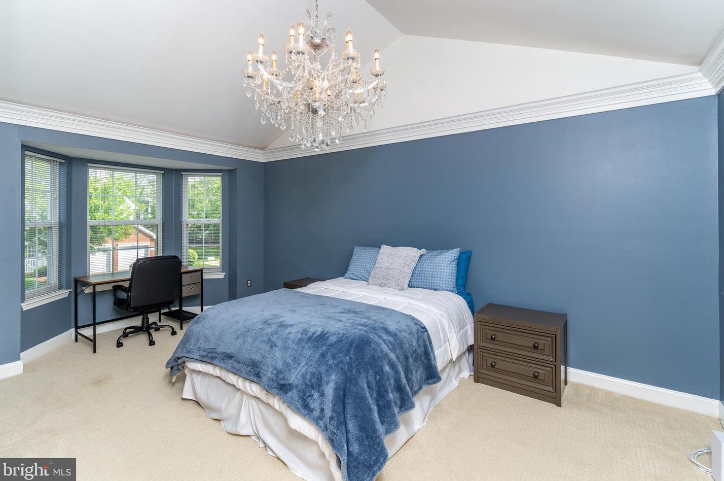 408 Amberleigh Dr, Pennington NJ  08534-1961 exterior
