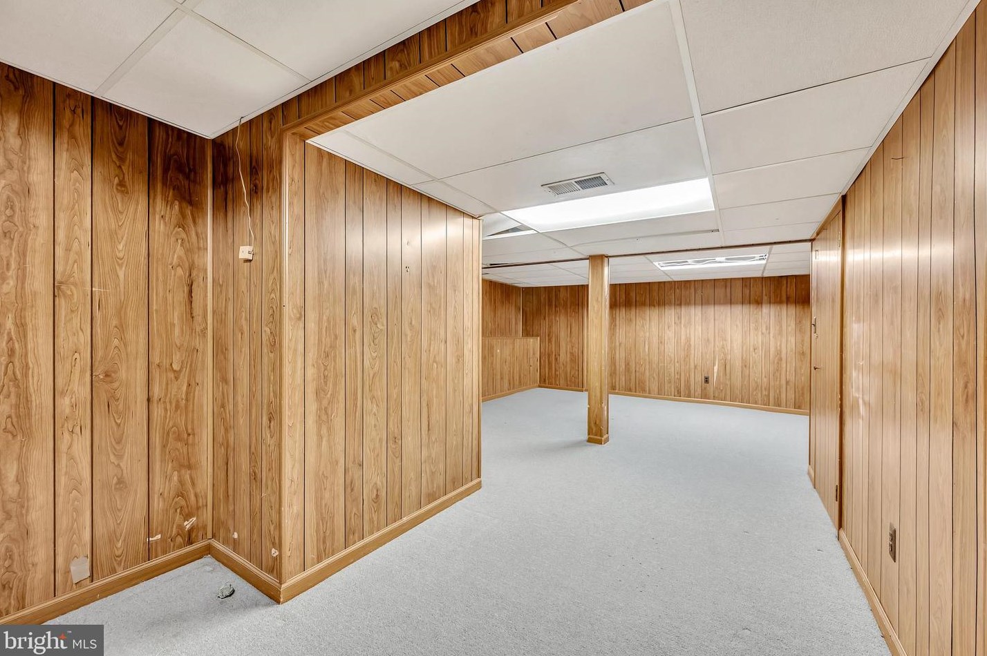 853 Jamestown Rd, East Windsor NJ 08520-5644 exterior