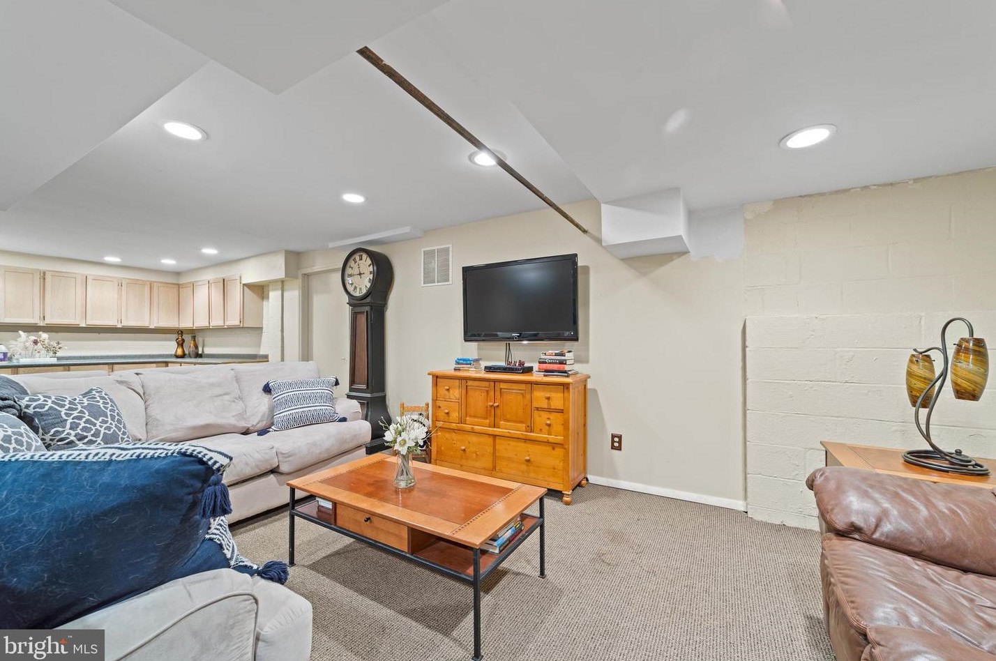 414 Bergen St, Trenton NJ 08610-5815 exterior