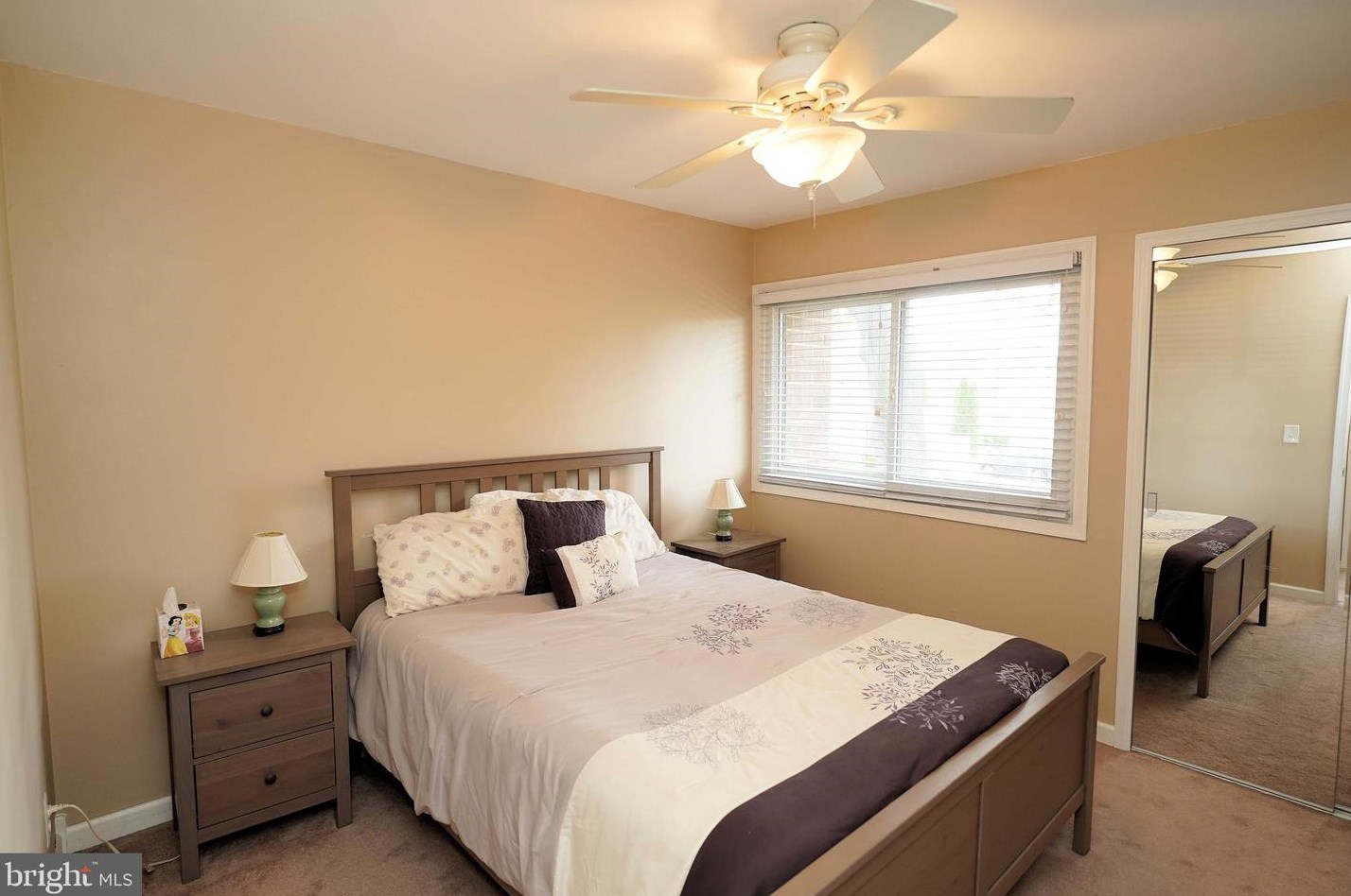 854 Jamestown Rd, East Windsor NJ 08520-5644 exterior