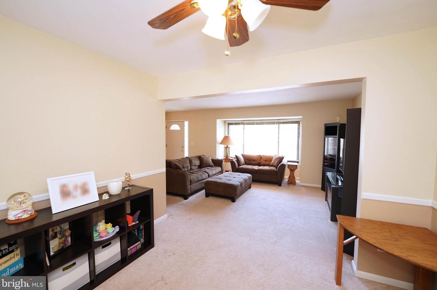 854 Jamestown Rd, East Windsor NJ 08520-5644 exterior