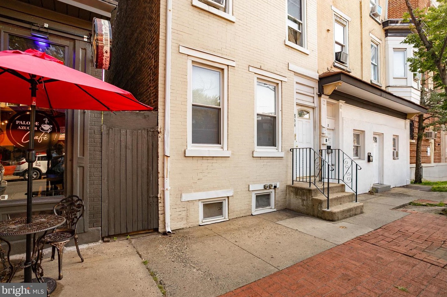 864 Broad St, Trenton NJ 08610-6008 exterior