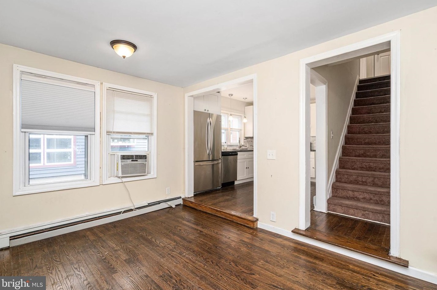 306 Monmouth St, East Windsor NJ 08520-5002 exterior