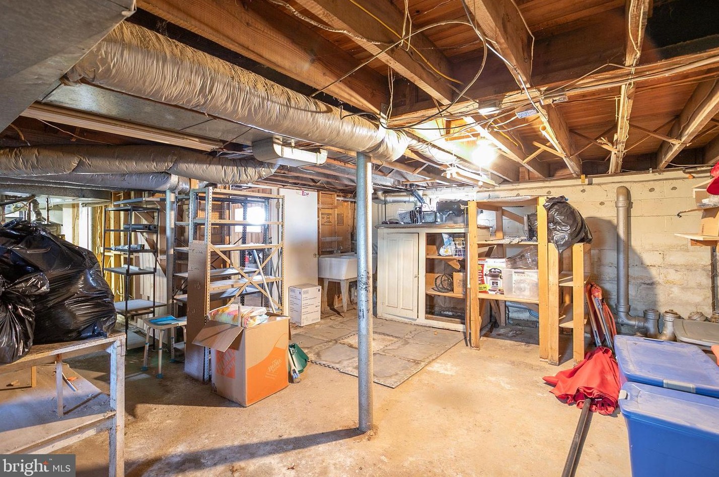 137 Churchill Ave, Trenton NJ  08610-3501 exterior