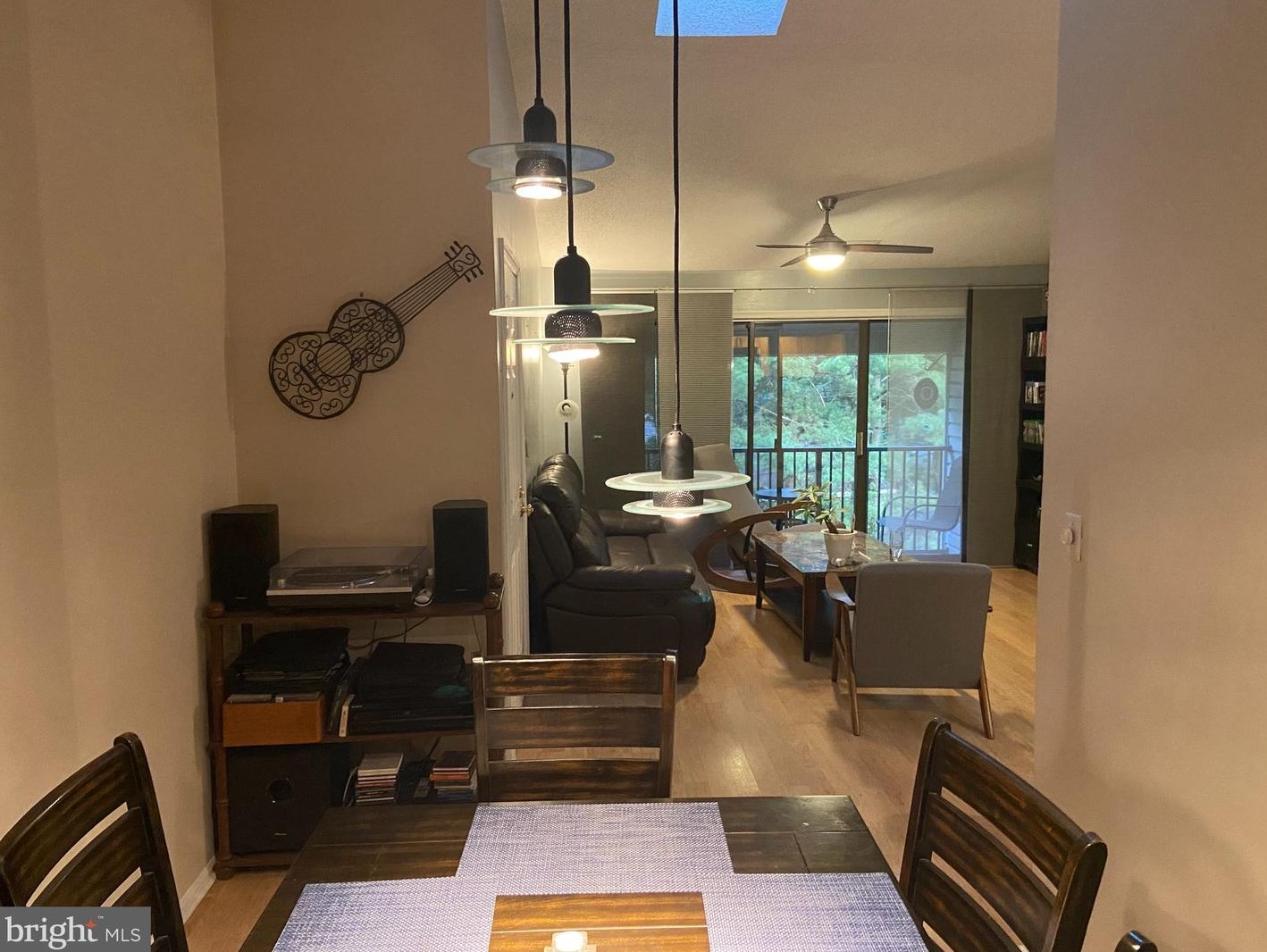 22 Rickard Ct, Trenton NJ 08648-2670 exterior