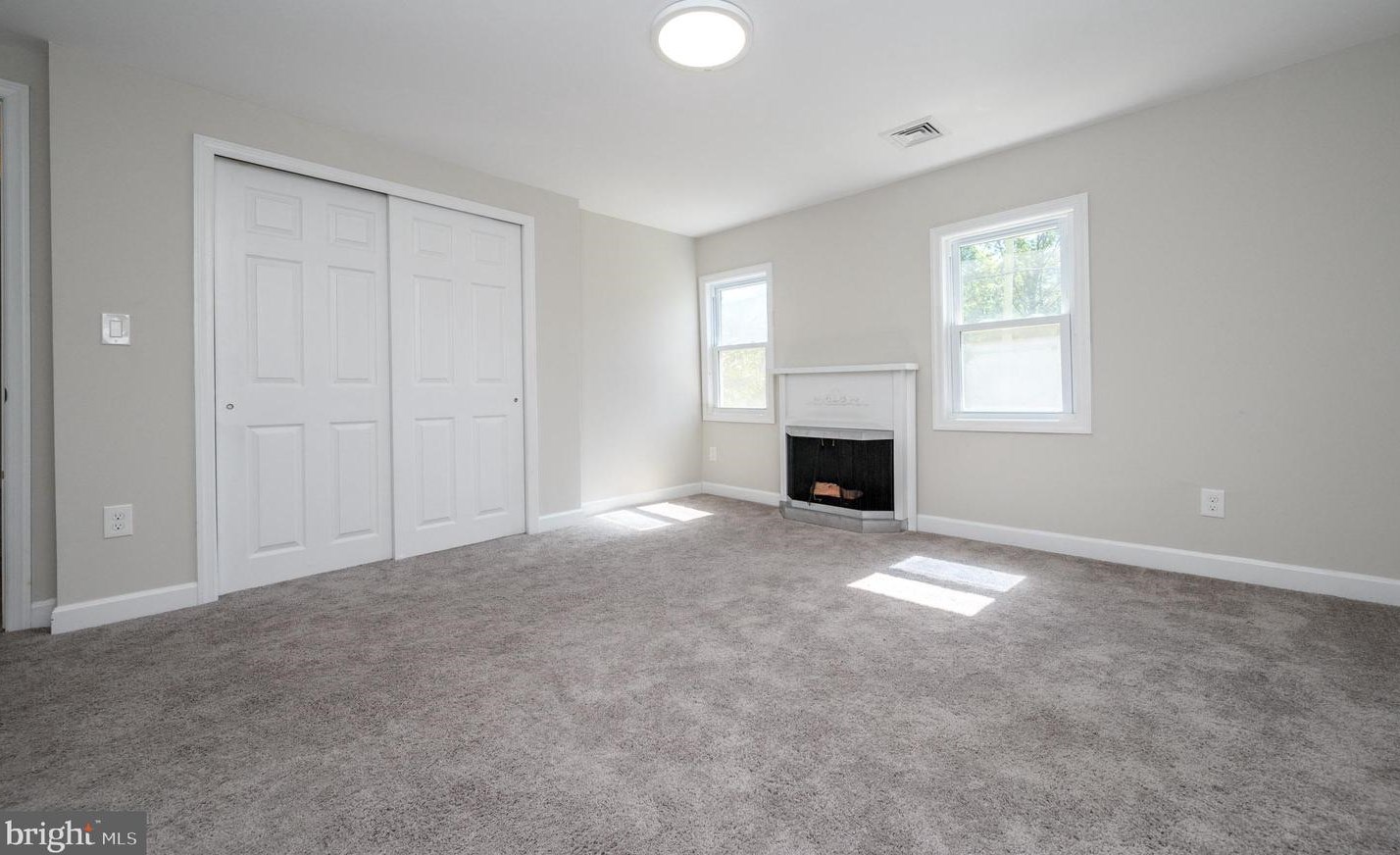 133 Monmouth St, East Windsor NJ 08520-3117 exterior