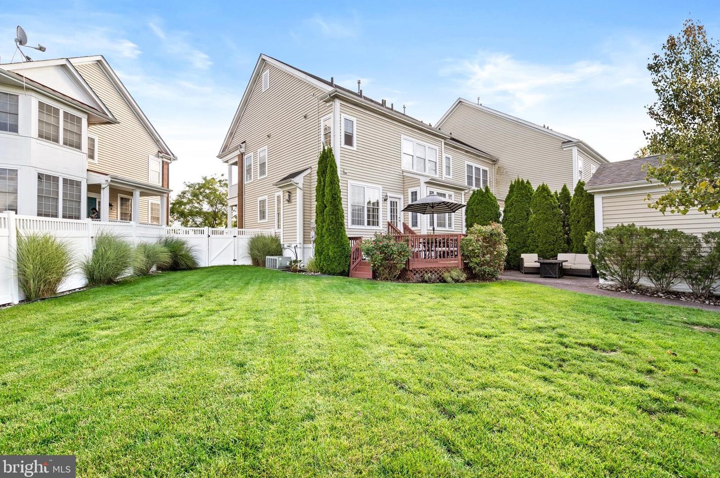 152 Burnet Cres, Trenton NJ  08691-4150 exterior