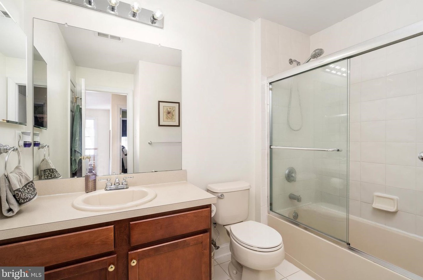 152 Burnet Cres, Trenton NJ  08691-4150 exterior