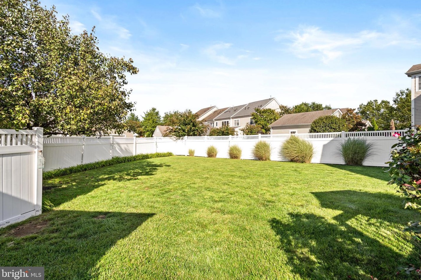 152 Burnet Cres, Trenton NJ  08691-4150 exterior