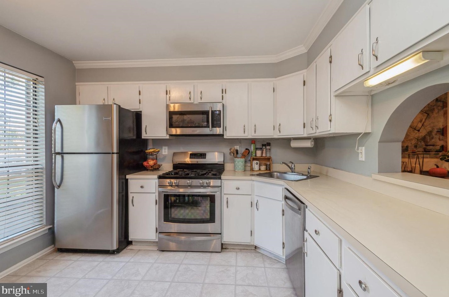 20 Van Buren Pl, Lawrence Township, NJ 08648