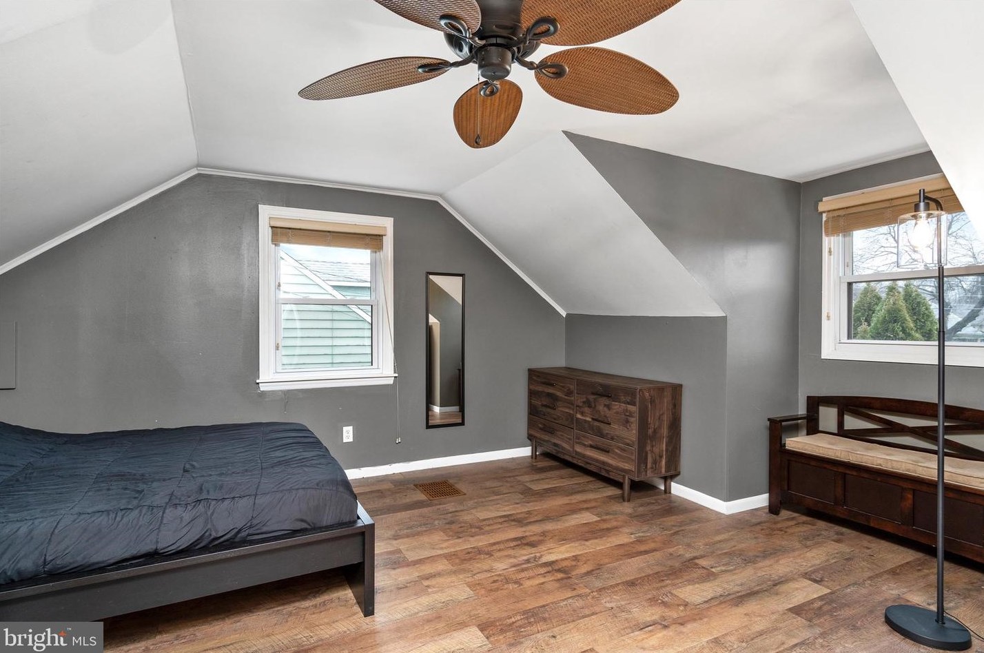 310 Wynnewood Rd, Trenton NJ  08628-3226 exterior