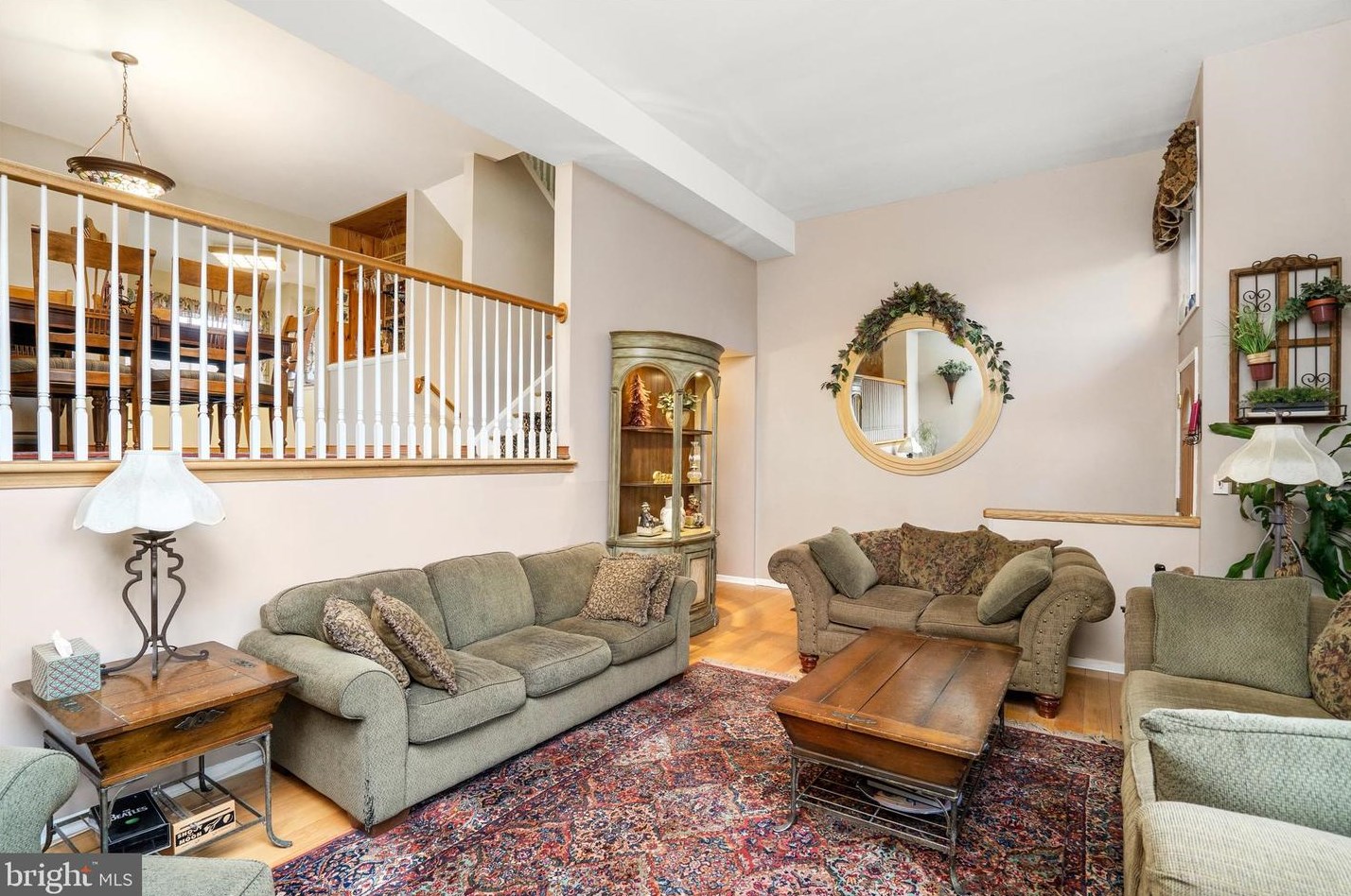 366 Iverson Pl, East Windsor NJ  08520-5313 exterior