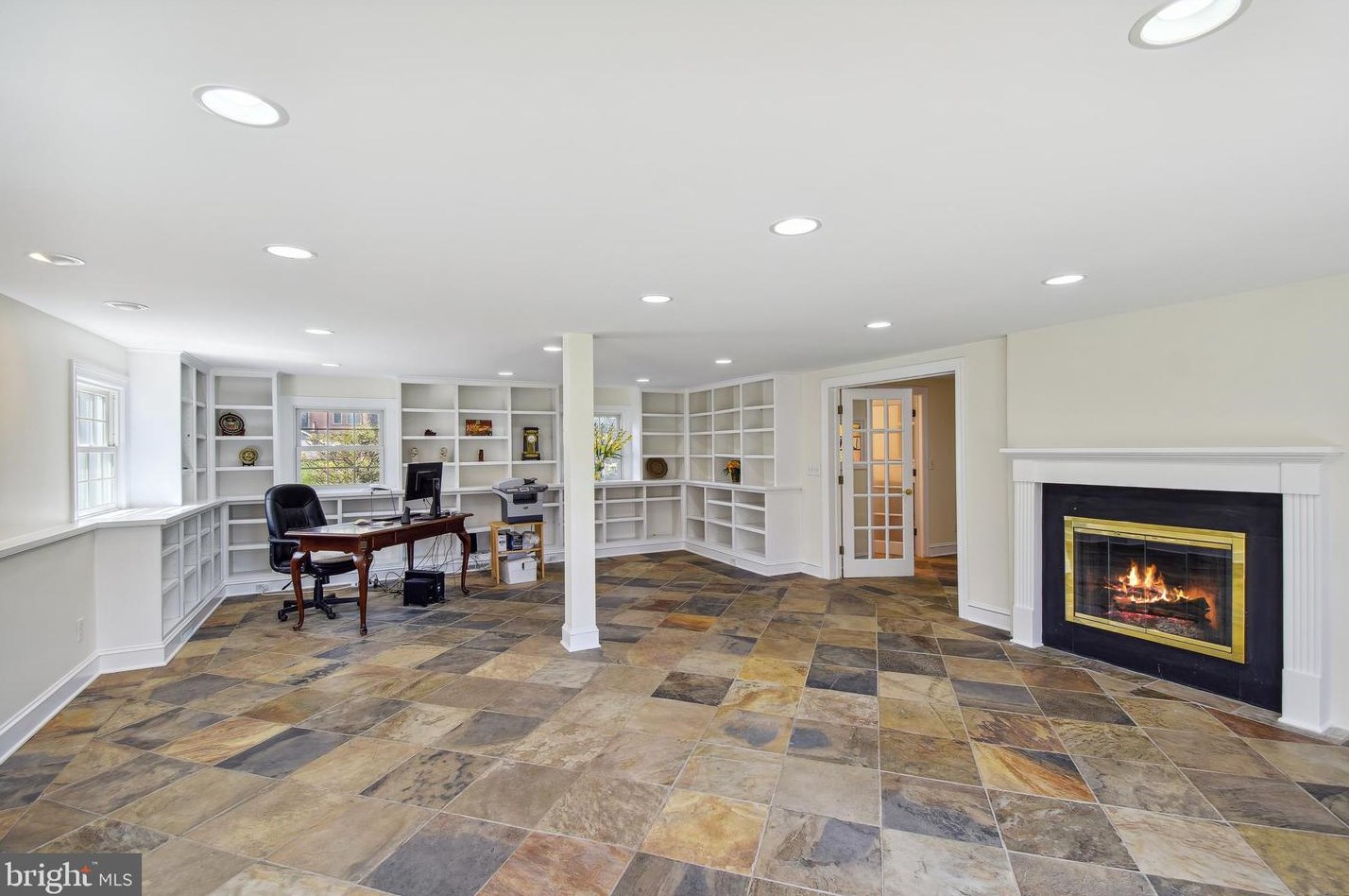 222 Shadybrook Ln, Princeton NJ  08540-4138 exterior