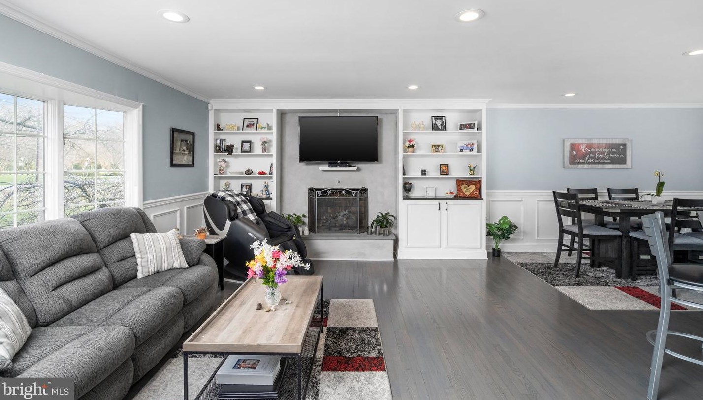 115 Edgebrook Rd, Trenton NJ 08691-3729 exterior