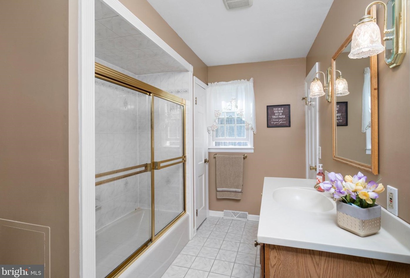 115 Edgebrook Rd, Trenton NJ 08691-3729 exterior