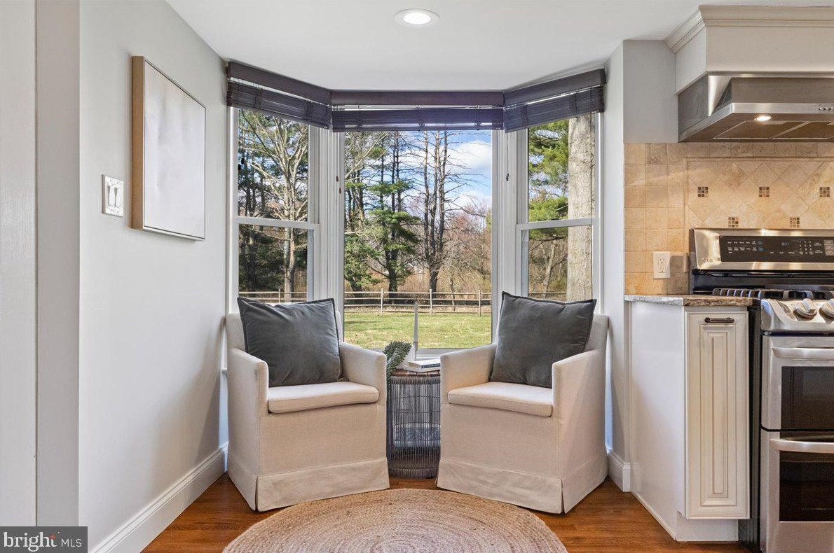 89 Carter Rd, Princeton NJ  08540-2107 exterior