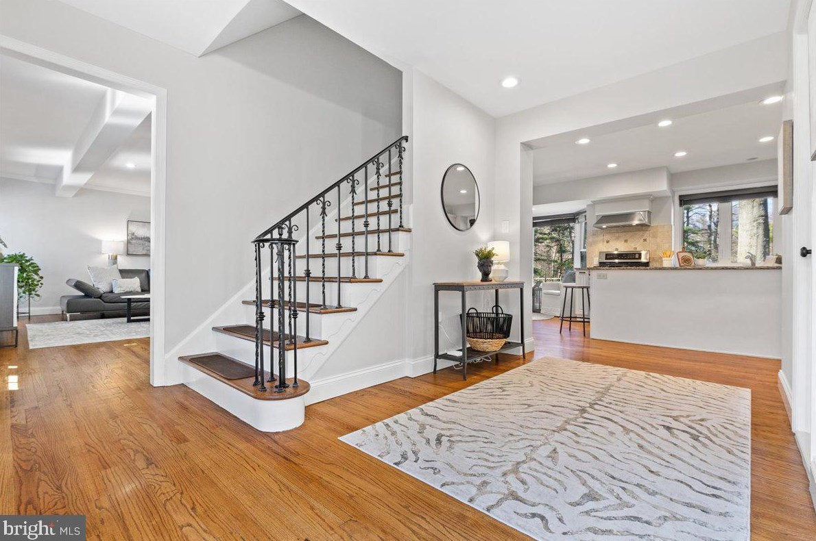 89 Carter Rd, Princeton NJ  08540-2107 exterior