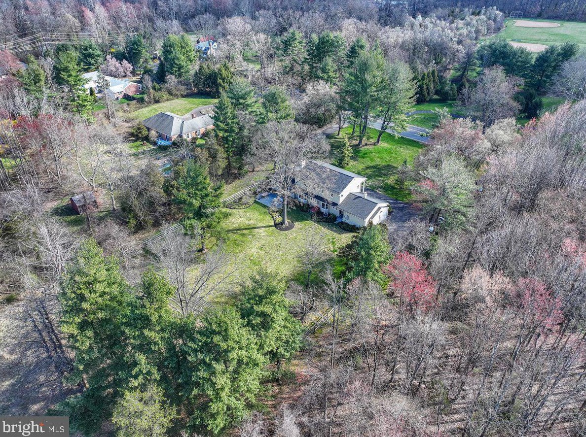 89 Carter Rd, Princeton NJ  08540-2107 exterior