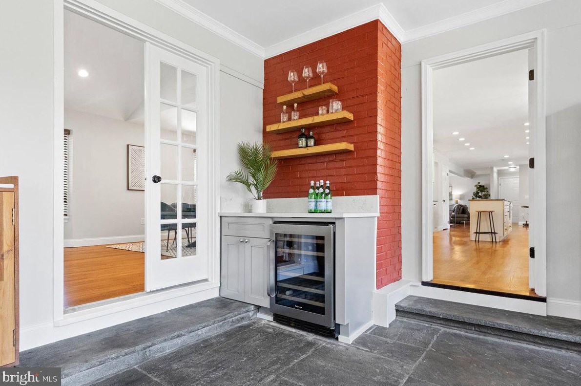89 Carter Rd, Princeton NJ  08540-2107 exterior