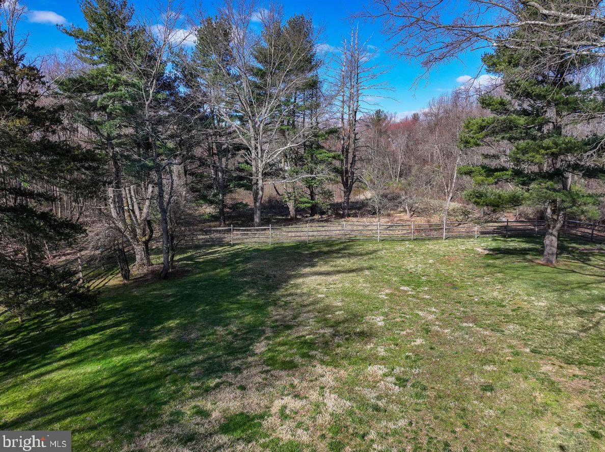 89 Carter Rd, Princeton NJ  08540-2107 exterior