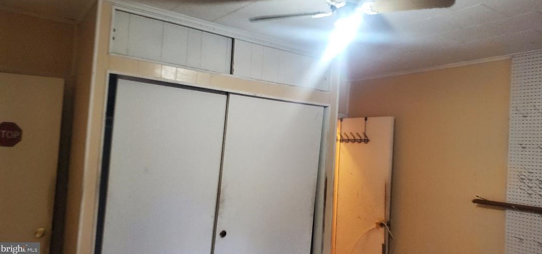 52 Randall Ave, Trenton NJ  08611-3106 exterior