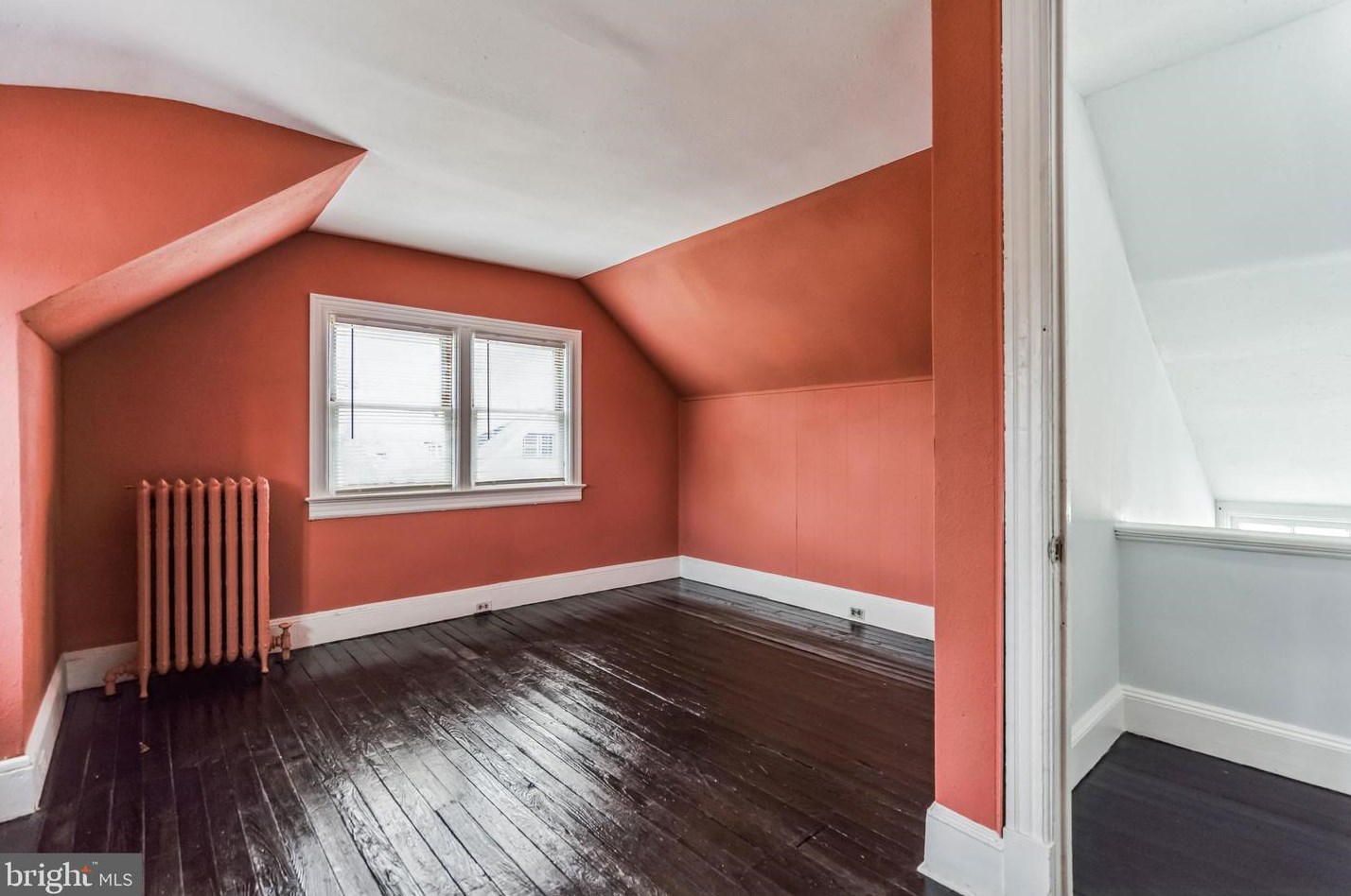 64 Oak Ln, Trenton NJ 08618-4001 exterior