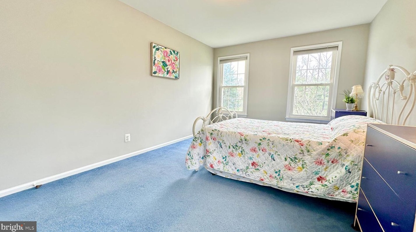 38 Winthrop Rd, Trenton NJ  08648-1559 exterior