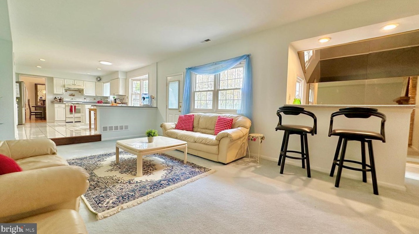 38 Winthrop Rd, Trenton NJ  08648-1559 exterior