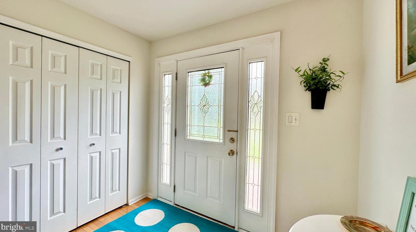 38 Winthrop Rd, Trenton NJ  08648-1559 exterior