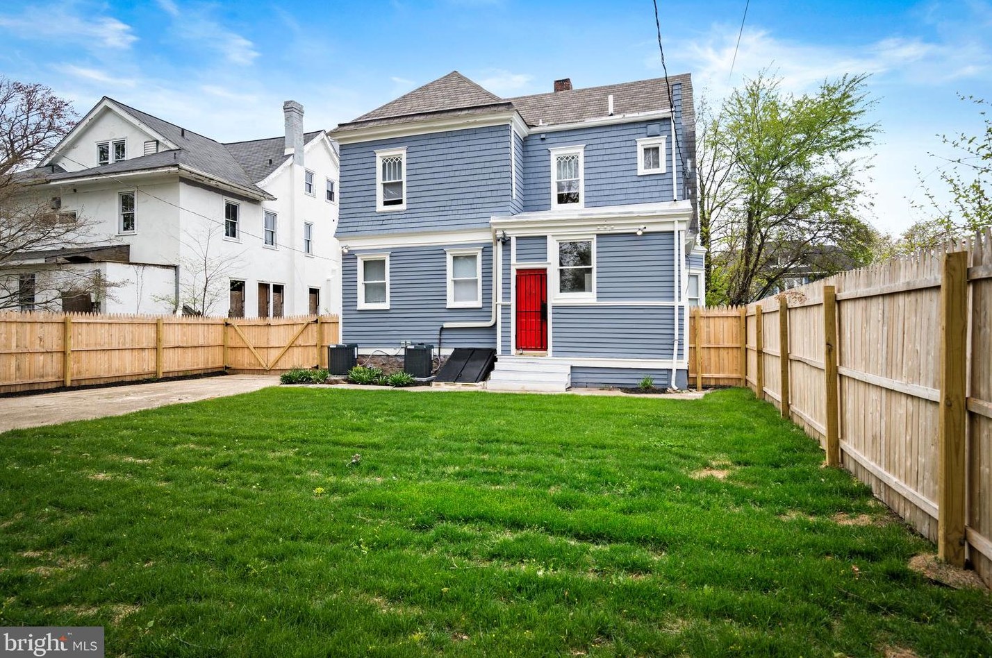 940 Berkeley Ave, Trenton NJ 08618-5322 exterior