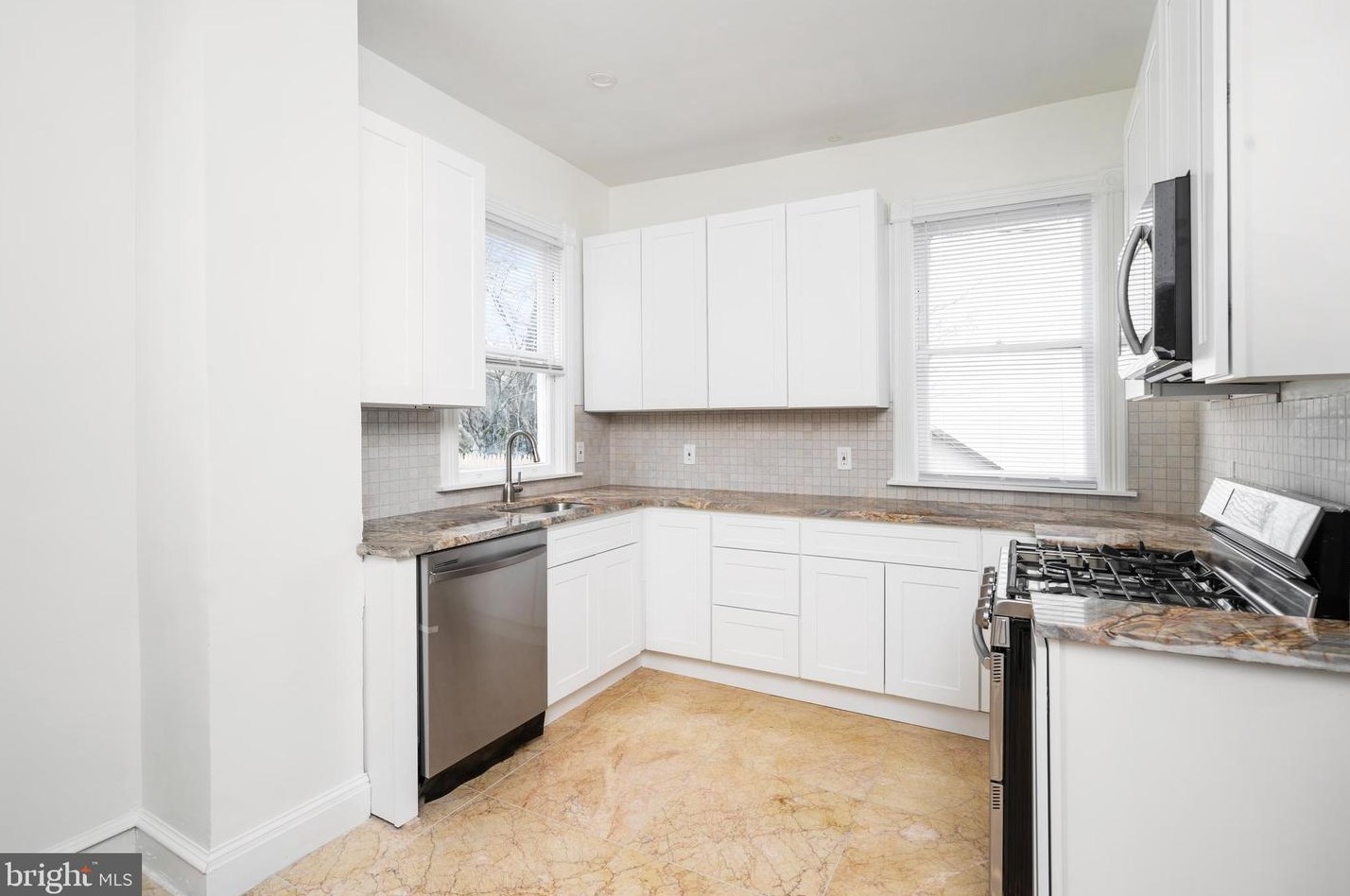 940 Berkeley Ave, Trenton NJ 08618-5322 exterior