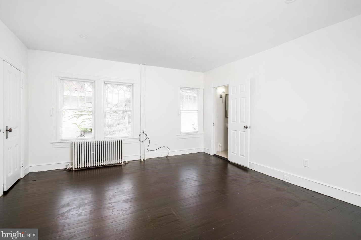 940 Berkeley Ave, Trenton NJ 08618-5322 exterior