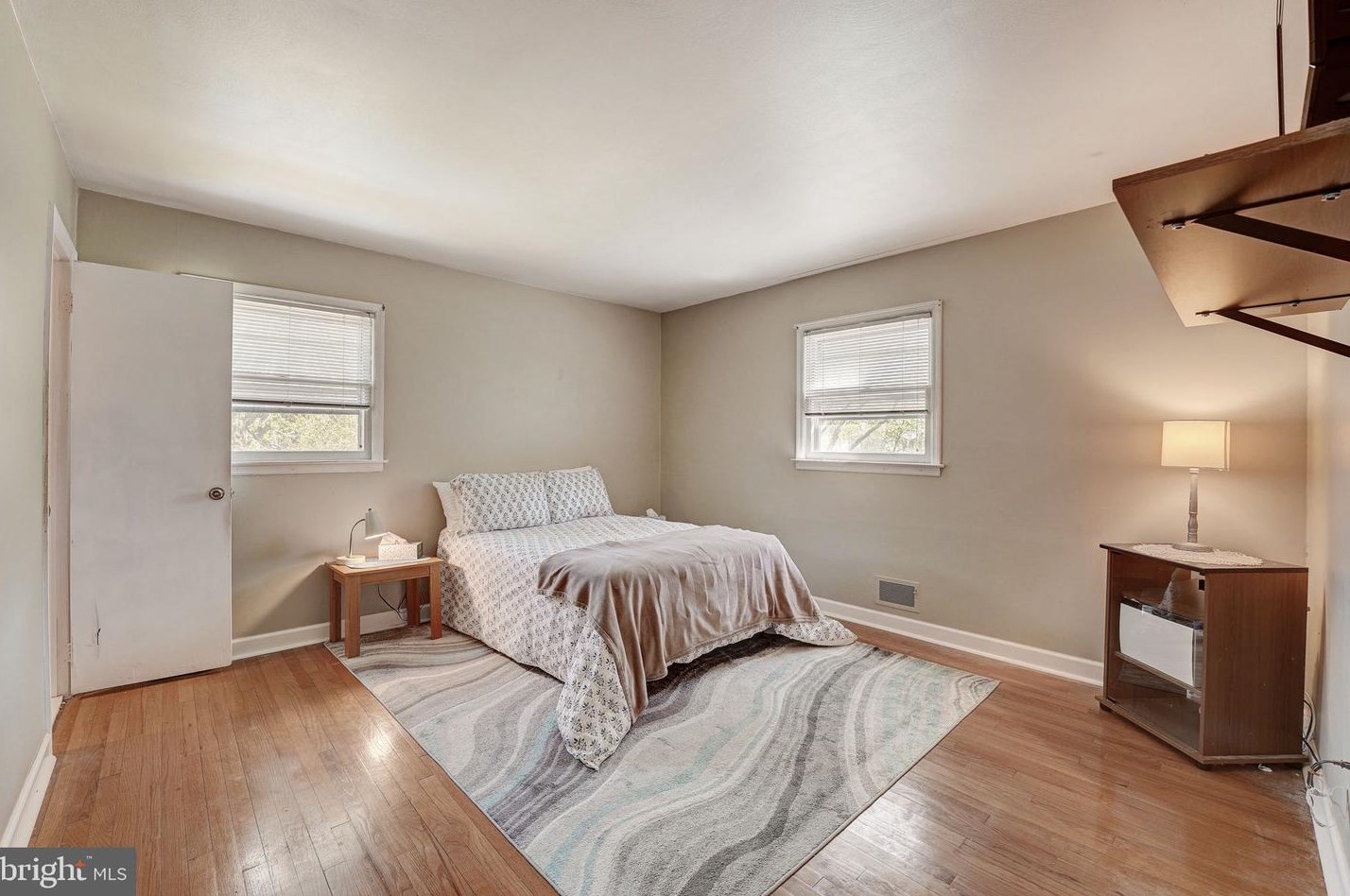 4 Rosetree Ln, Trenton NJ 08648-3232 exterior