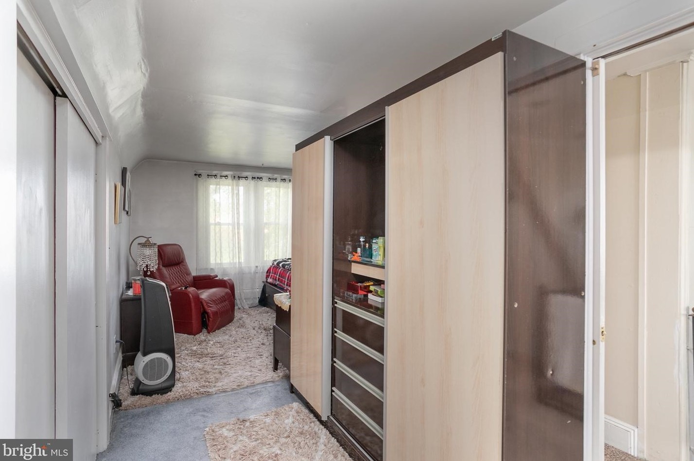 2358 Hamilton Ave, Trenton NJ  08609-2706 exterior