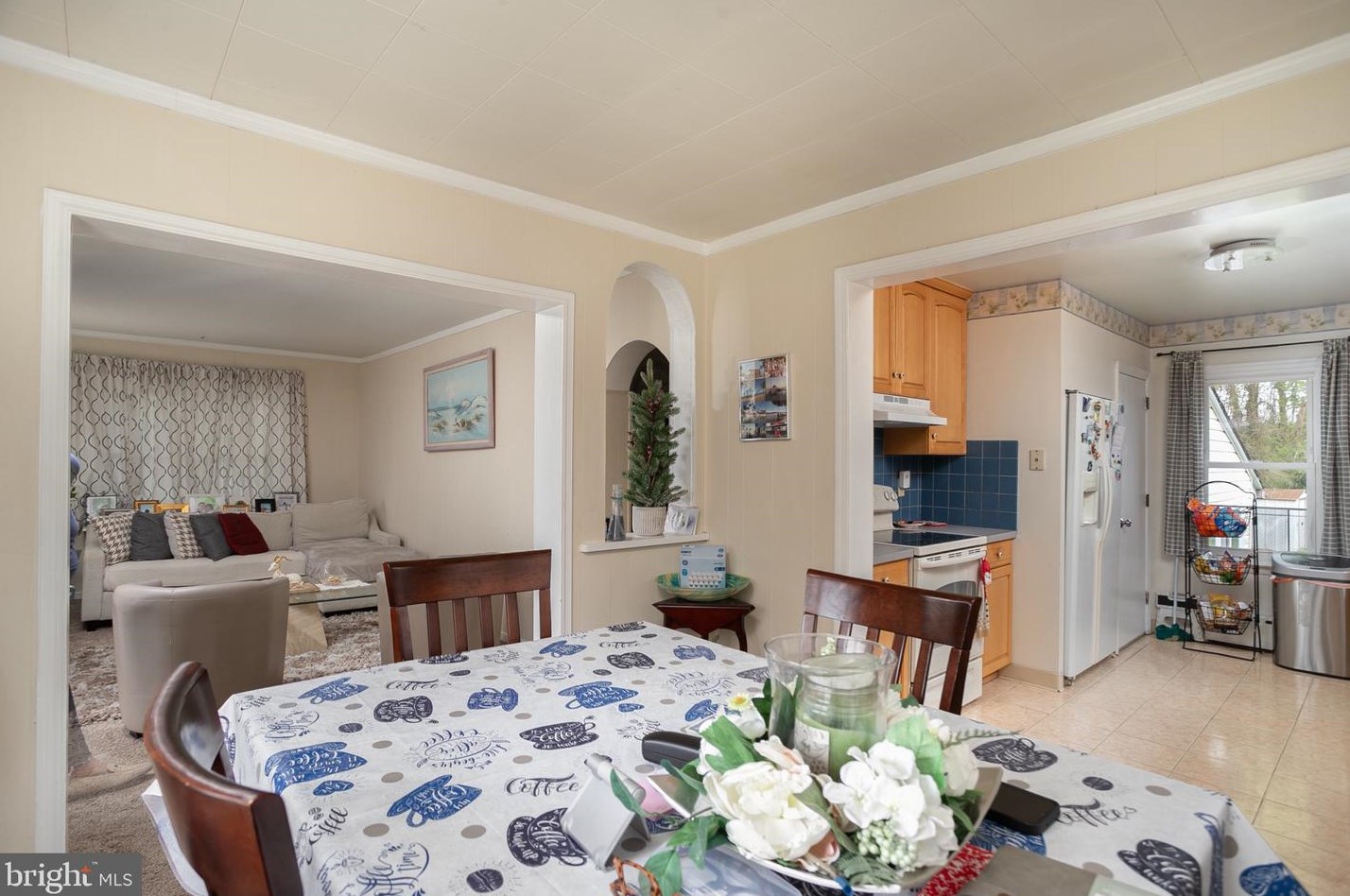 2358 Hamilton Ave, Trenton NJ  08609-2706 exterior