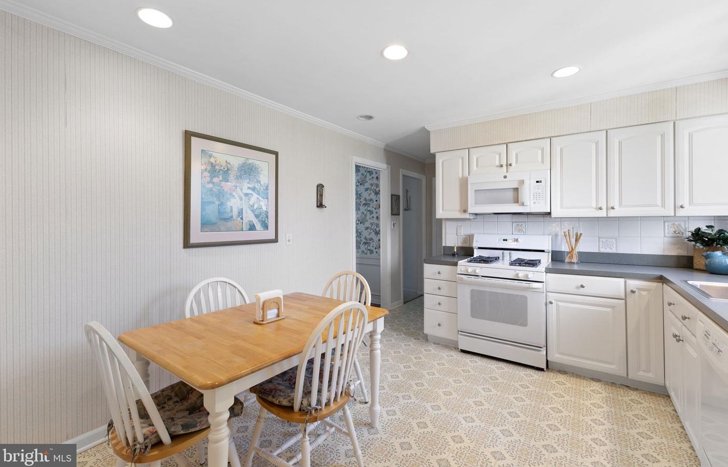 315 Glenn Ave, Trenton NJ  08648-3255 exterior