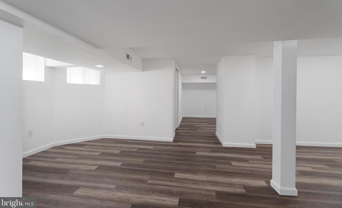 1708 Lawrence Rd, Trenton NJ 08648 exterior