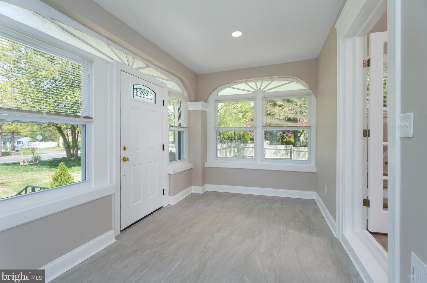 1708 Lawrence Rd, Trenton NJ 08648 exterior