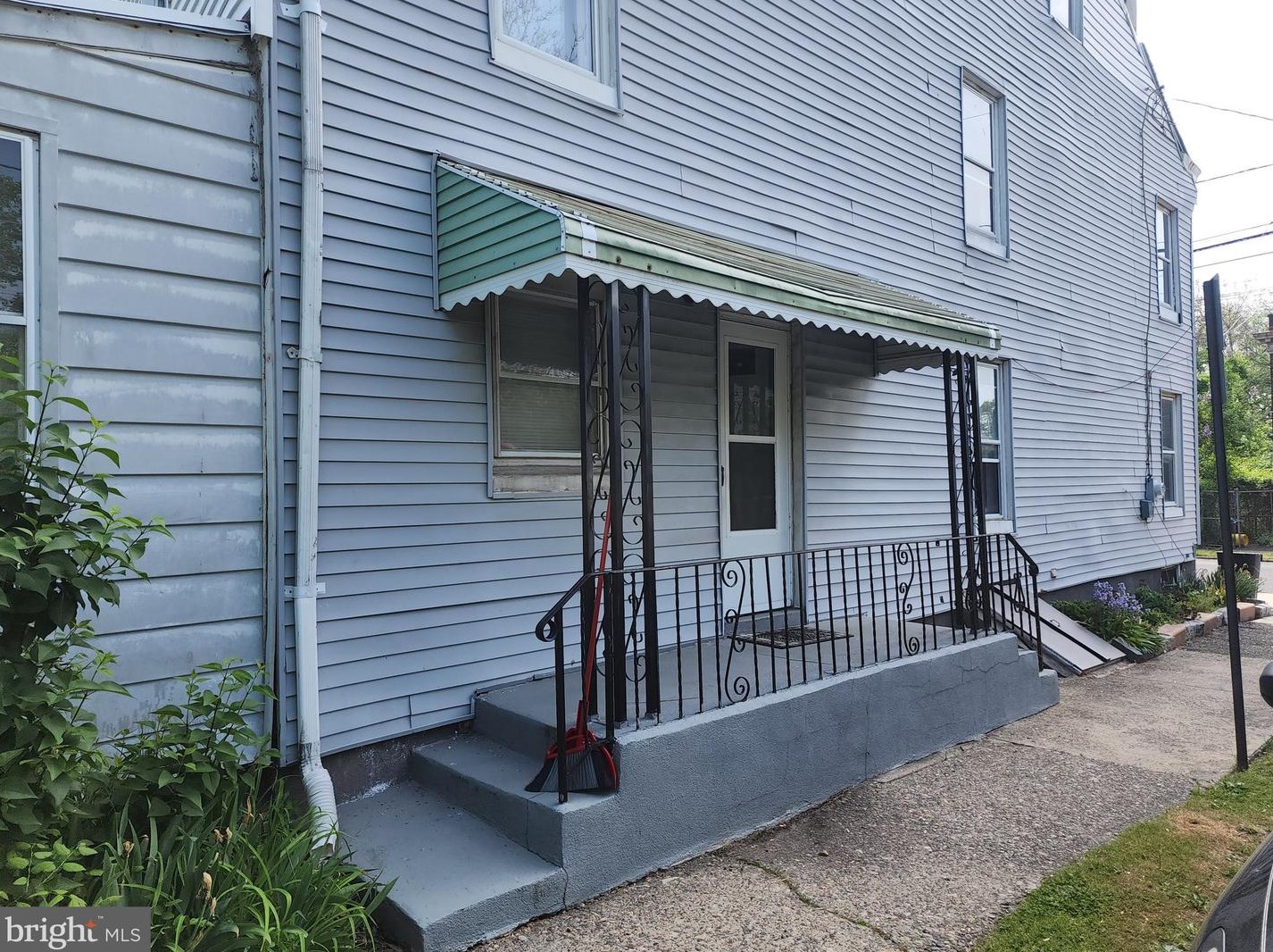 101 Taylor St, Trenton NJ 08638-4341 exterior