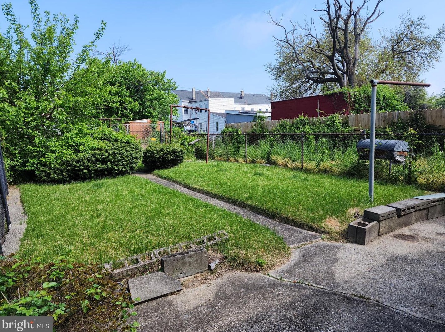 101 Taylor St, Trenton NJ 08638-4341 exterior