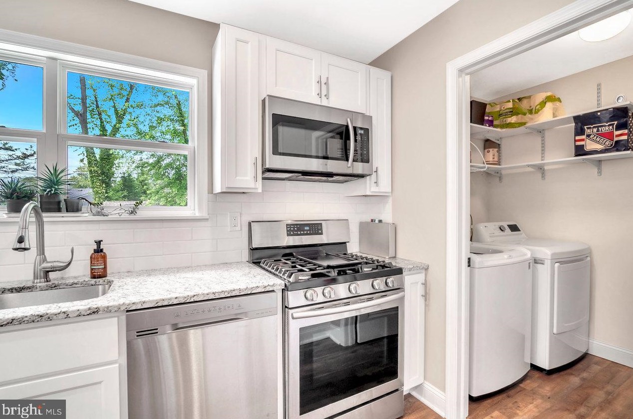 48 Misty Morn Ln, Trenton NJ 08638-1826 exterior