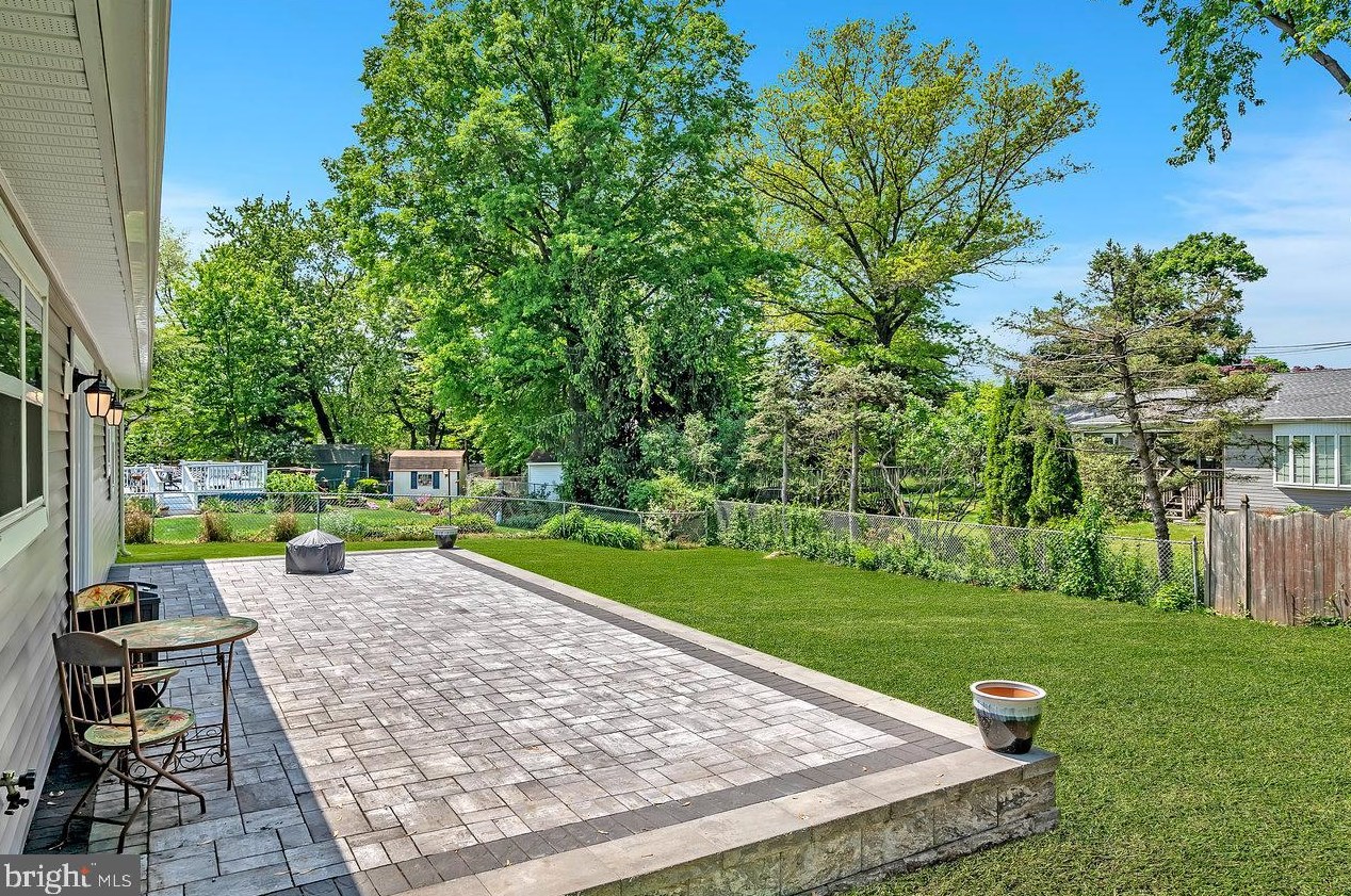 48 Misty Morn Ln, Trenton NJ 08638-1826 exterior