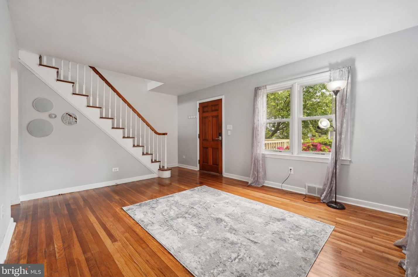 9 Hawthorne Ave, Trenton NJ  08638-2823 exterior