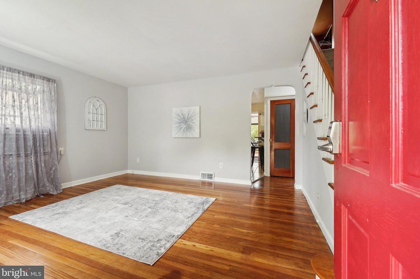 9 Hawthorne Ave, Trenton NJ  08638-2823 exterior