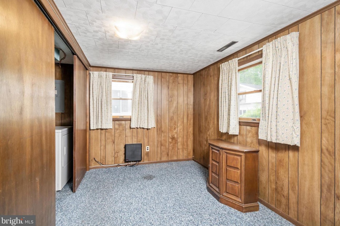 34 Sherbrooke Rd, Trenton NJ 08638-2412 exterior