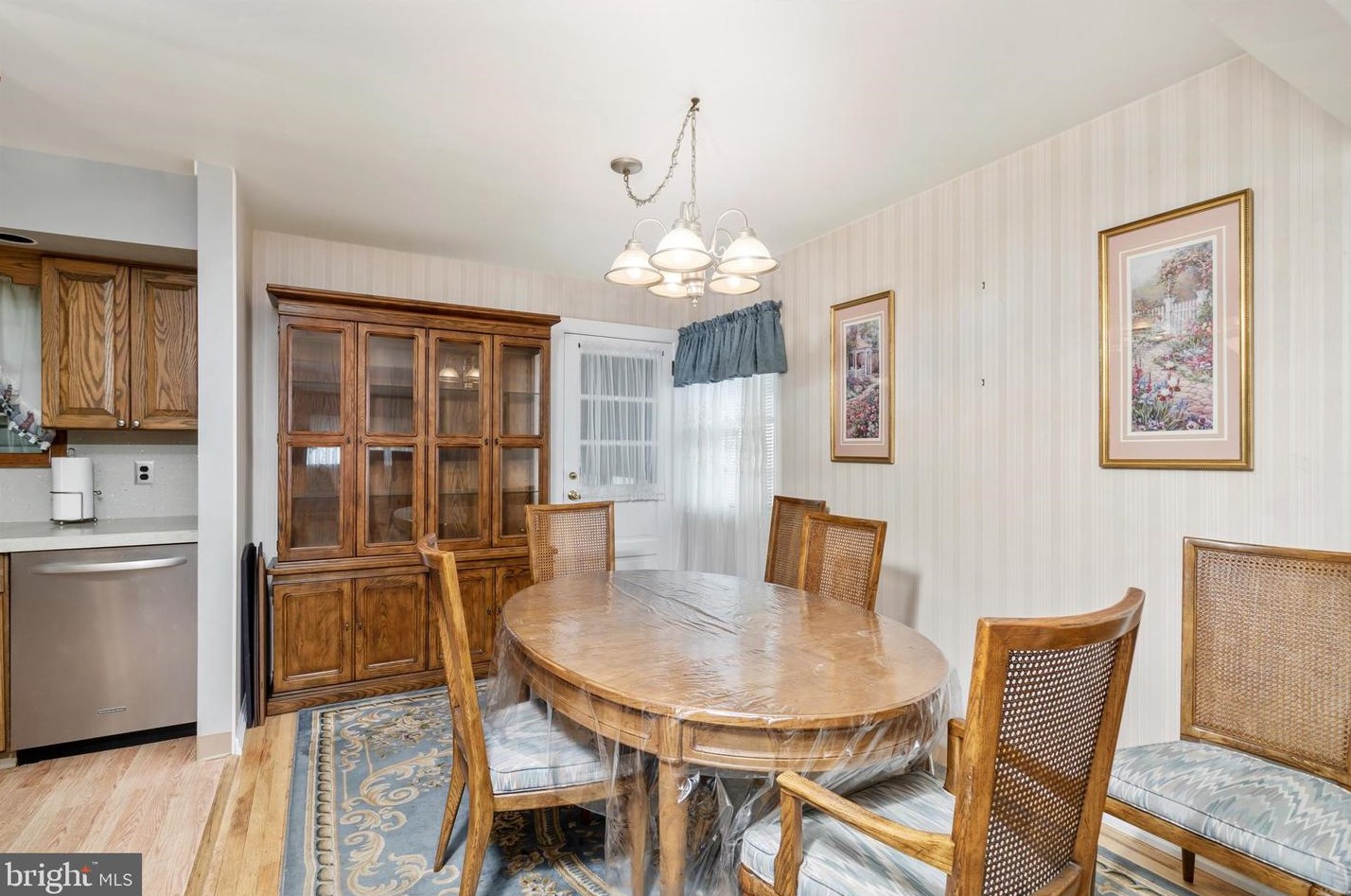 34 Sherbrooke Rd, Trenton NJ 08638-2412 exterior